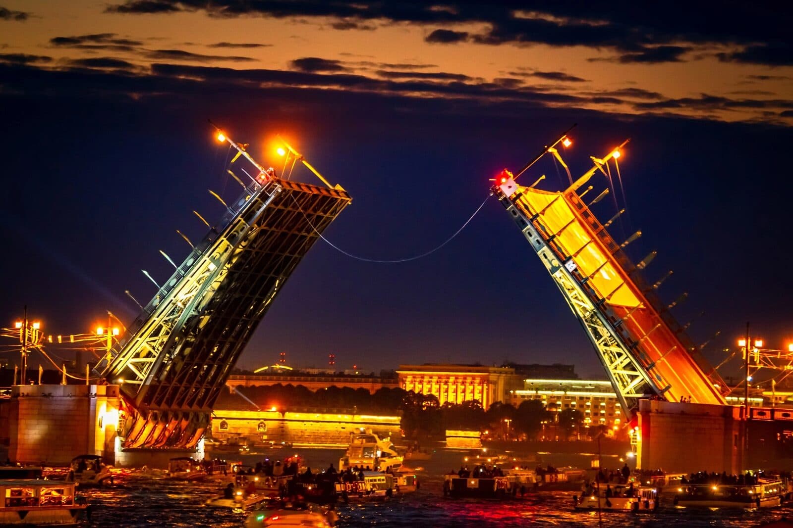 Канат над Дворцовым мостом — 4